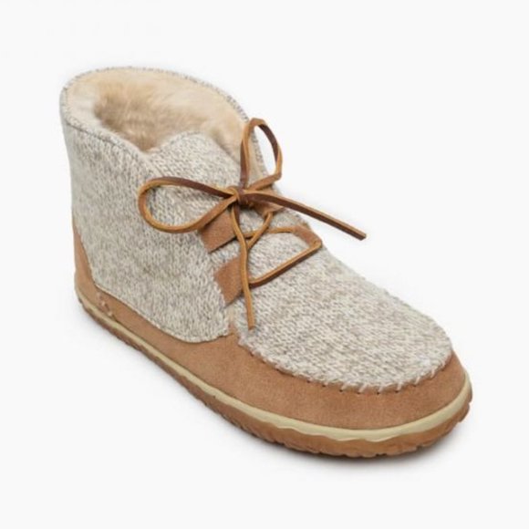 Minnetonka Torrey Booties In Cinnamon (9 ) - Picture 2 of 11